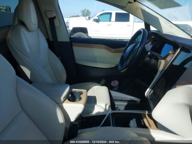 5YJXCAE26KF185794 Tesla Model X 100d/75d/long Range