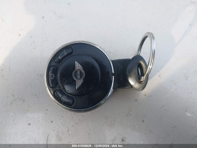 2009 MINI COOPER S WMWMF73549TW80753 Photo 10