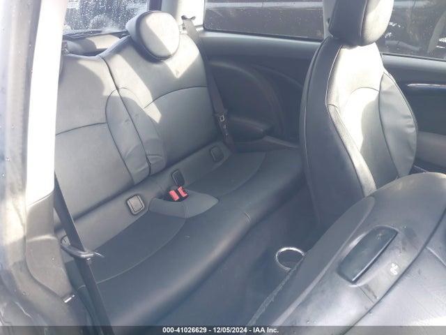 2009 MINI COOPER S WMWMF73549TW80753 Photo 7