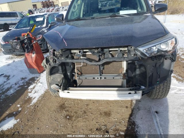 JTEBU5JR8E5174606 Toyota 4RUNNER SR5