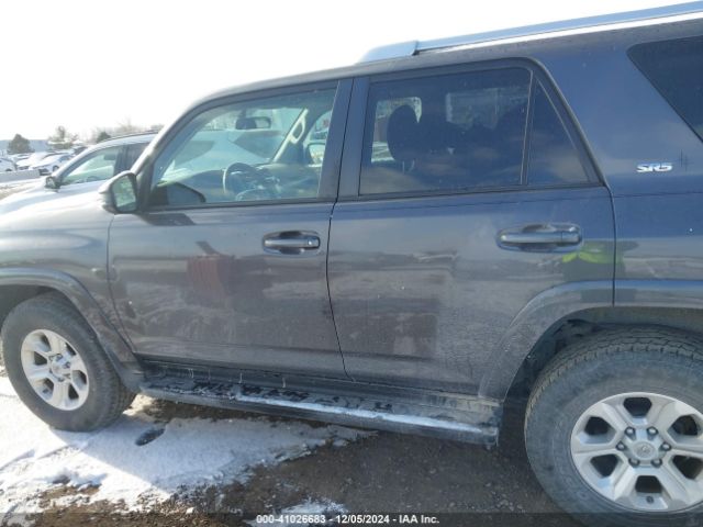 JTEBU5JR8E5174606 Toyota 4RUNNER SR5