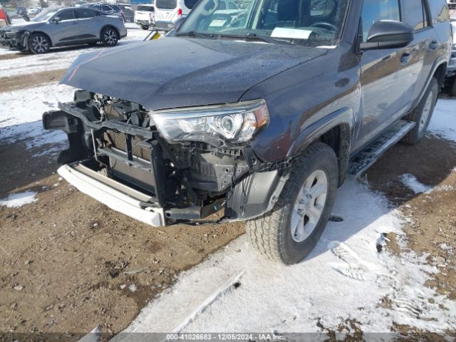 JTEBU5JR8E5174606 Toyota 4RUNNER SR5