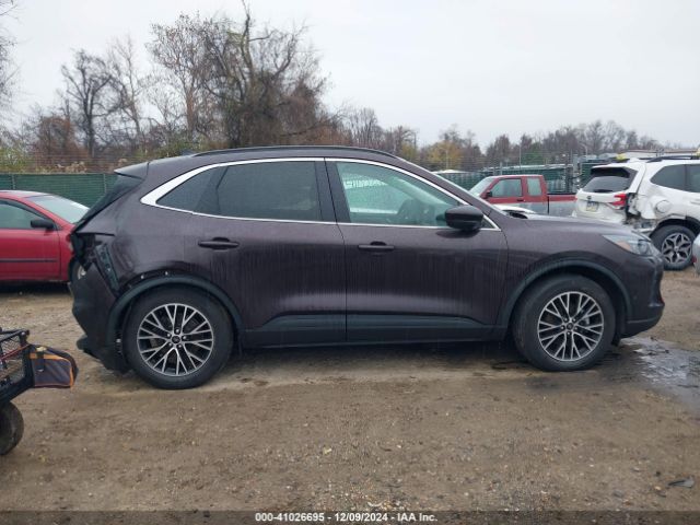 1FMCU0E14PUA19071 Ford Escape Phev