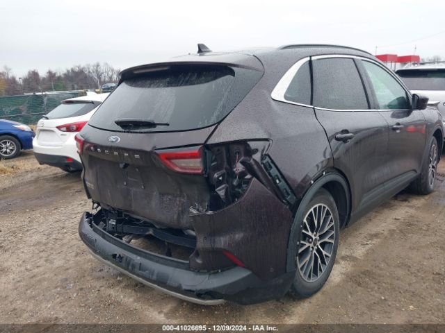1FMCU0E14PUA19071 Ford Escape Phev