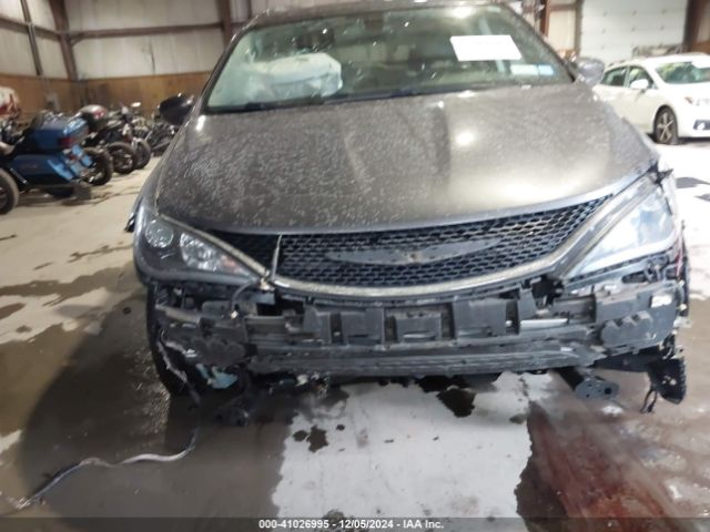 2C4RC1EG2HR754500 Chrysler Pacifica Touring-l Plus