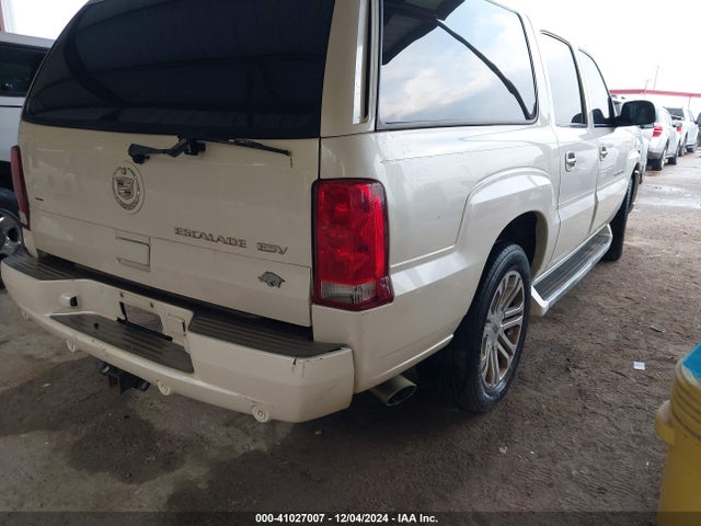 2004 CADILLAC ESCALADE ESV 3GYFK66N24G233027 Photo 3