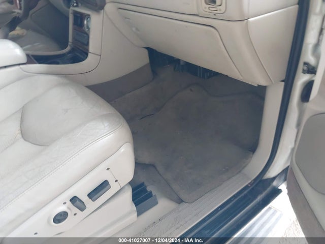 2004 CADILLAC ESCALADE ESV 3GYFK66N24G233027 Photo 4