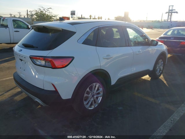 Ford ESCAPE SE 2022 1FMCU0G6XNUA64618 Image 4