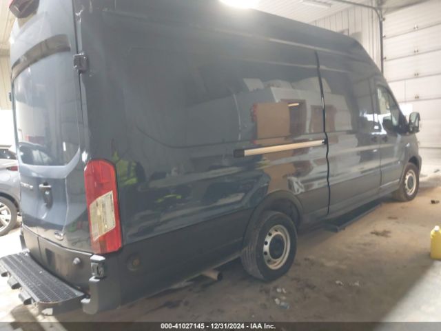 1FTBR3X89LKA72657 Ford Transit-250 Cargo Van