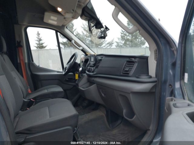 1FTBR3X89LKA72657 Ford Transit-250 Cargo Van