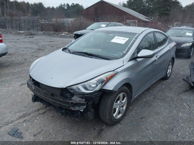 5NPDH4AEXFH568182 Hyundai ELANTRA SE