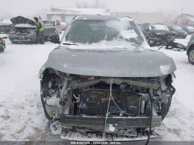 JA4AZ3A31JZ021760 Mitsubishi Outlander Le