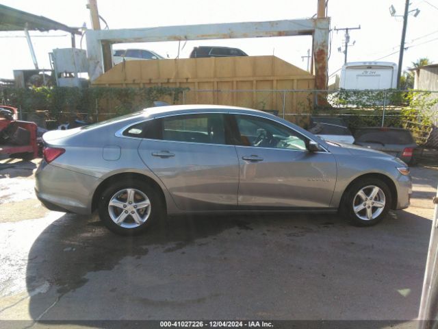 1G1ZD5STXRF126305 Chevrolet Malibu Fwd 1lt