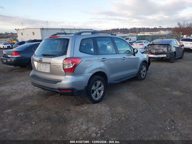 JF2SJABC9FH523693 Subaru Forester 2.5i