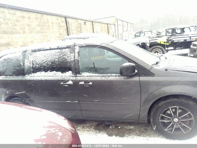 2C4RDGBG9FR659160 Dodge Grand Caravan Se