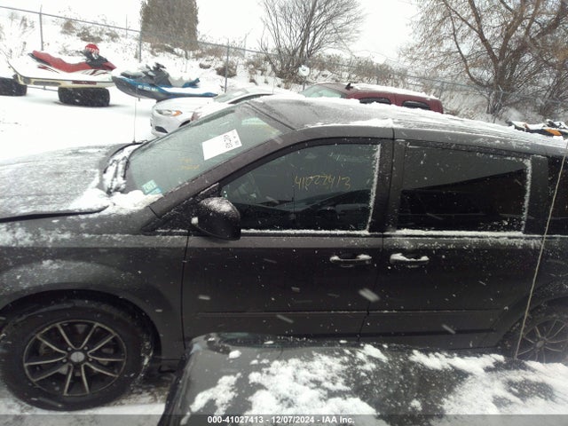 2C4RDGBG9FR659160 Dodge Grand Caravan Se
