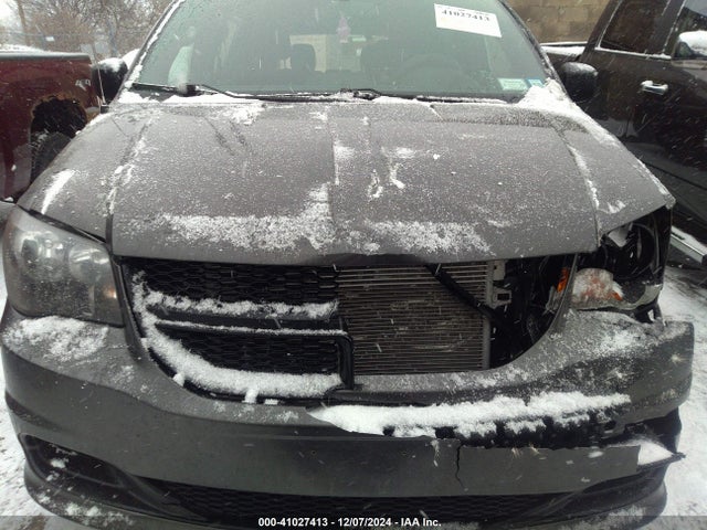 2C4RDGBG9FR659160 Dodge Grand Caravan Se