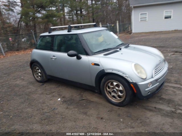 2003 MINI COOPER WMWRC33423TC48333 Photo 0