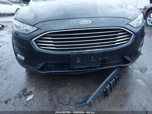 3FA6P0HD3KR247521 Ford FUSION SE