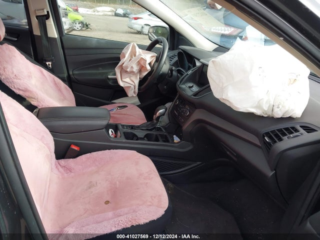 Ford ESCAPE SE 2019 1FMCU9GD0KUA00554 Image 5