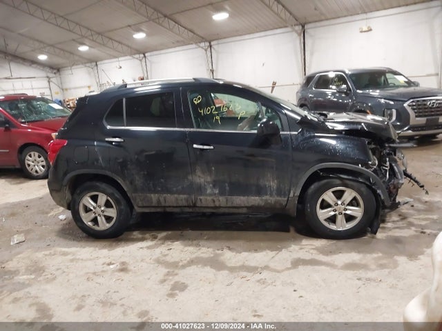 KL7CJPSB0KB899593 Chevrolet Trax Lt