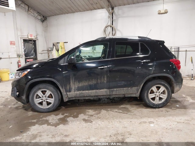 KL7CJPSB0KB899593 Chevrolet Trax Lt