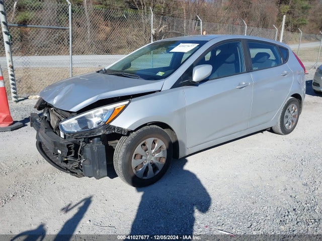 Hyundai ACCENT SE 2017 KMHCT5AE8HU348494 Image 2