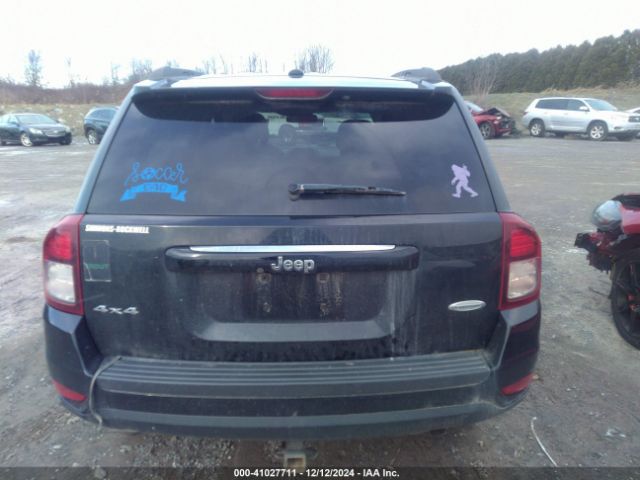1C4NJDEB2HD109634 Jeep Compass Latitude 4x4