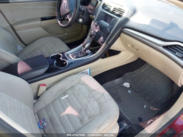 3FA6P0HD6GR156394 Ford FUSION SE