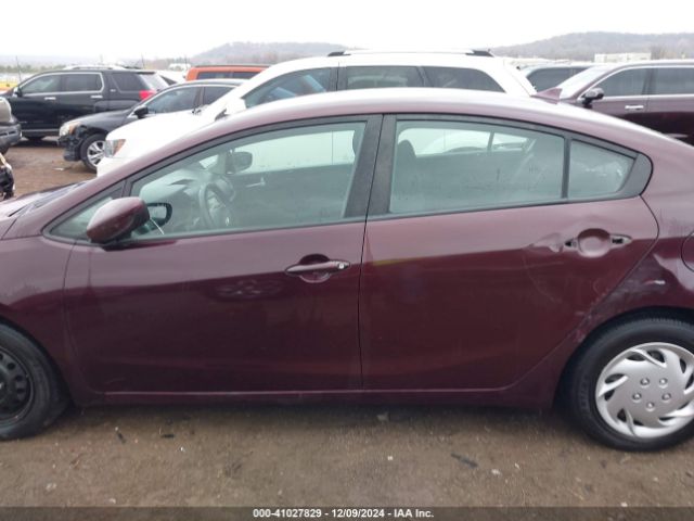 3KPFK4A75JE230567 KIA FORTE LX