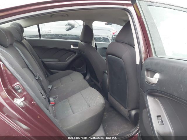 3KPFK4A75JE230567 KIA FORTE LX
