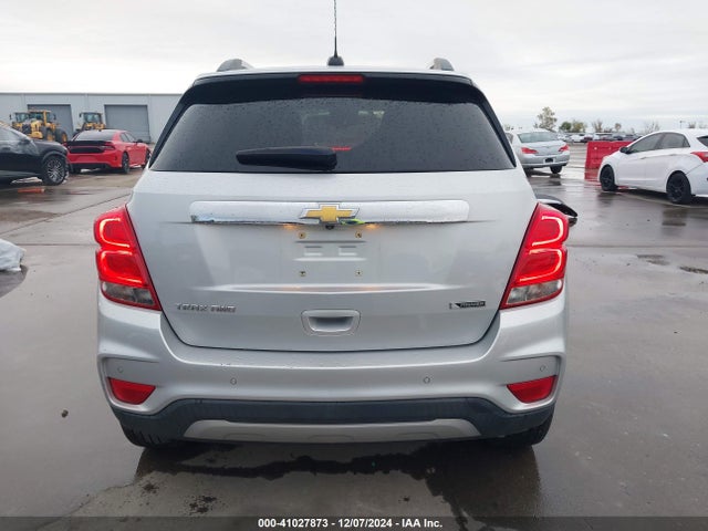 3GNCJRSB0HL195696 Chevrolet Trax Premier