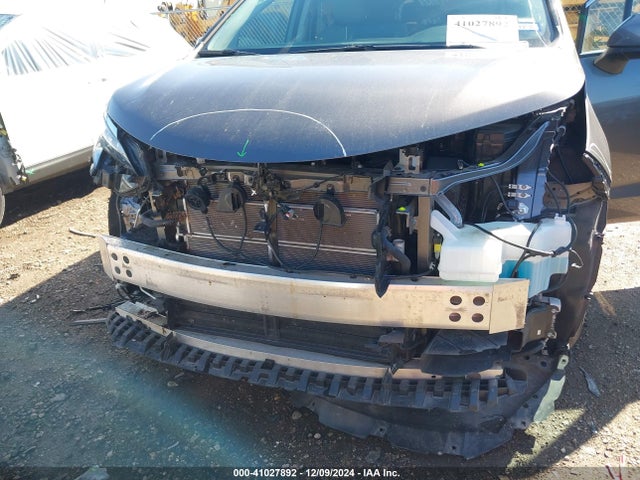 5TDYRKEC1RS191042 Toyota SIENNA XLE