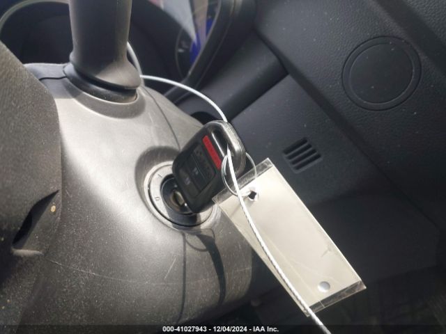 3HGGK5H46JM703972 Honda FIT LX