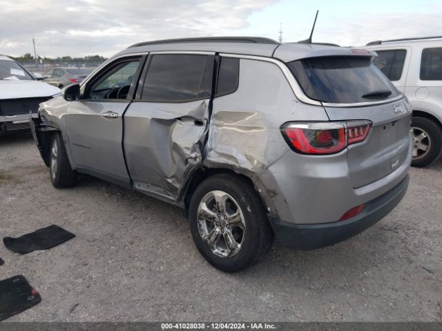3C4NJCBB9KT686242 Jeep Compass Latitude Fwd