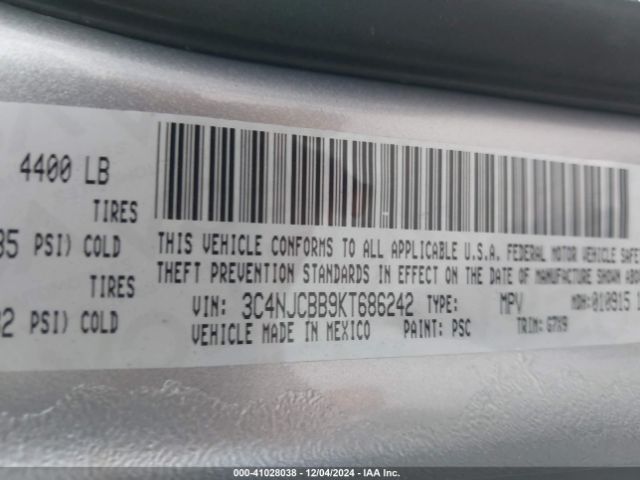 3C4NJCBB9KT686242 Jeep Compass Latitude Fwd