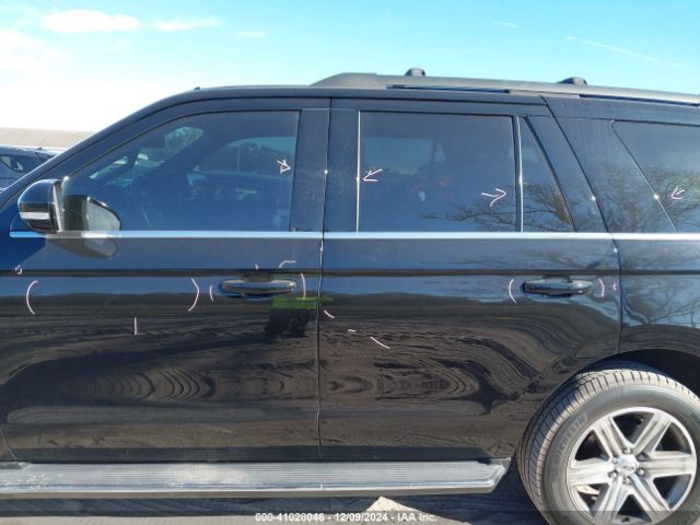 1FMJU1HT2JEA55210 Ford Expedition Xlt