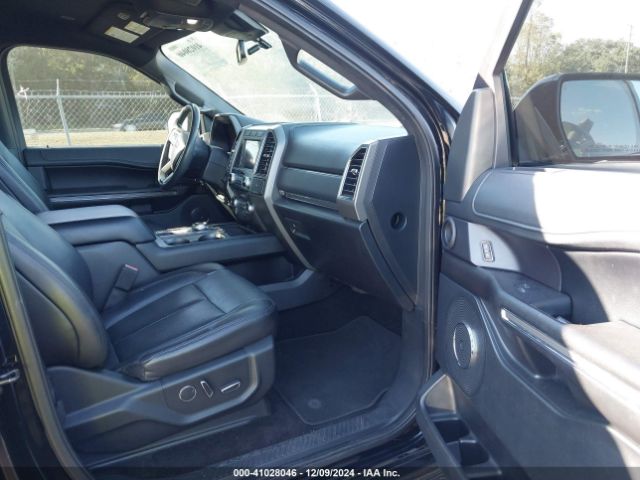 1FMJU1HT2JEA55210 Ford Expedition Xlt