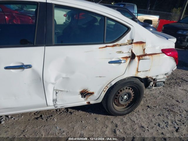3N1CN7AP7JL845552 Nissan Versa 1.6 Sv
