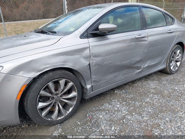 1C3CCCBG7FN613684 Chrysler 200 S