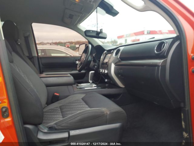 5TFDW5F12JX730577 Toyota Tundra Sr5 5.7l V8