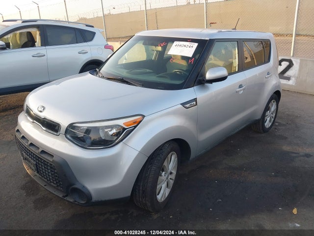KIA SOUL + 2015 KNDJP3A51F7768632 Image 2