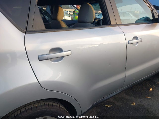 KIA SOUL + 2015 KNDJP3A51F7768632 Image 6