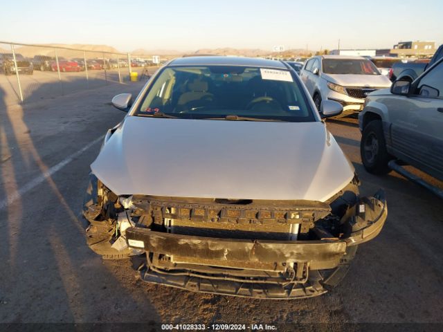 5NPD84LF2JH395837 Hyundai ELANTRA SEL