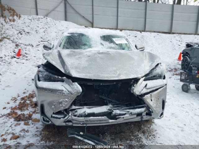 JTJBARBZ5H2125384 Lexus NX 200T
