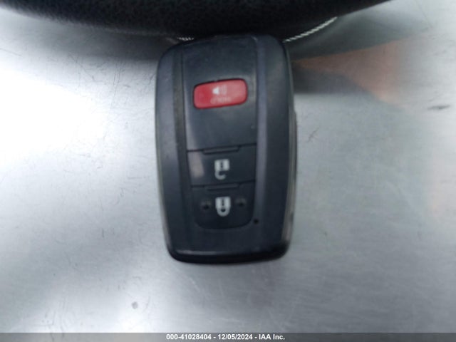 Toyota Prius Two Eco 2018 JTDKARFU6J3066959 Image 11