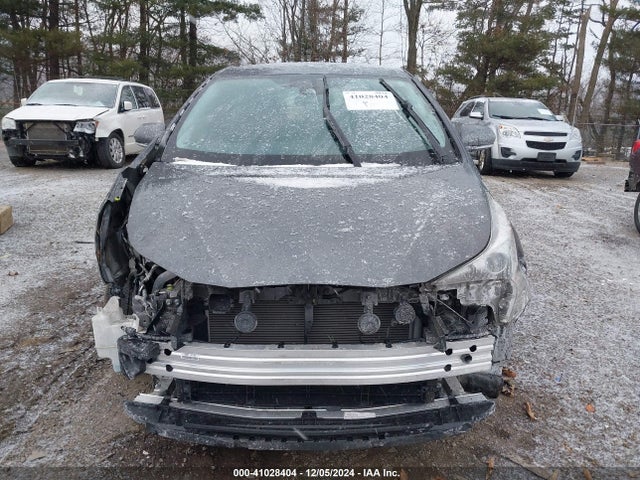 Toyota Prius Two Eco 2018 JTDKARFU6J3066959 Image 13
