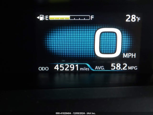 Toyota Prius Two Eco 2018 JTDKARFU6J3066959 Image 16