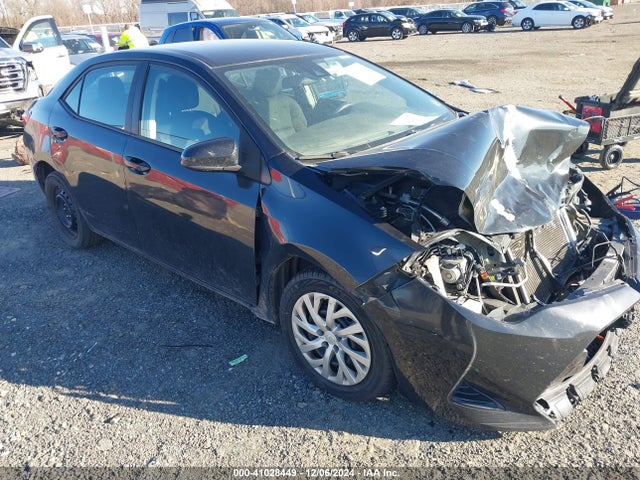 Toyota COROLLA LE 2017 2T1BURHE8HC802752 Image 1