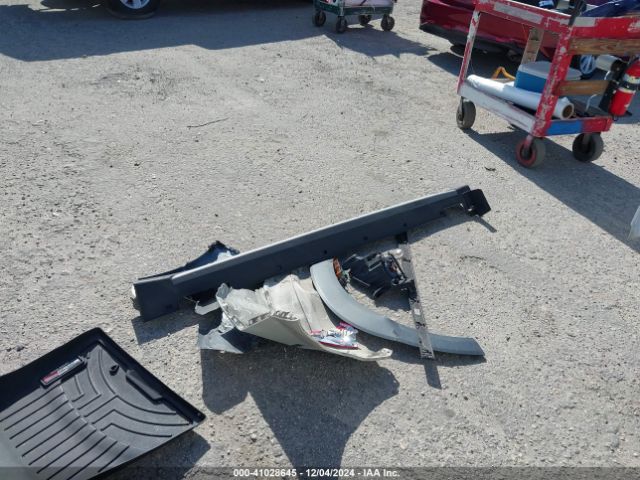 KM8J33A4XHU505767 Hyundai TUCSON SE
